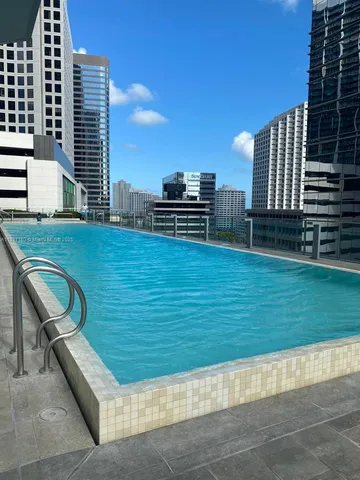 $7,100 | 68 Southeast 6th Street, Unit 3204, Miami, FL 33131