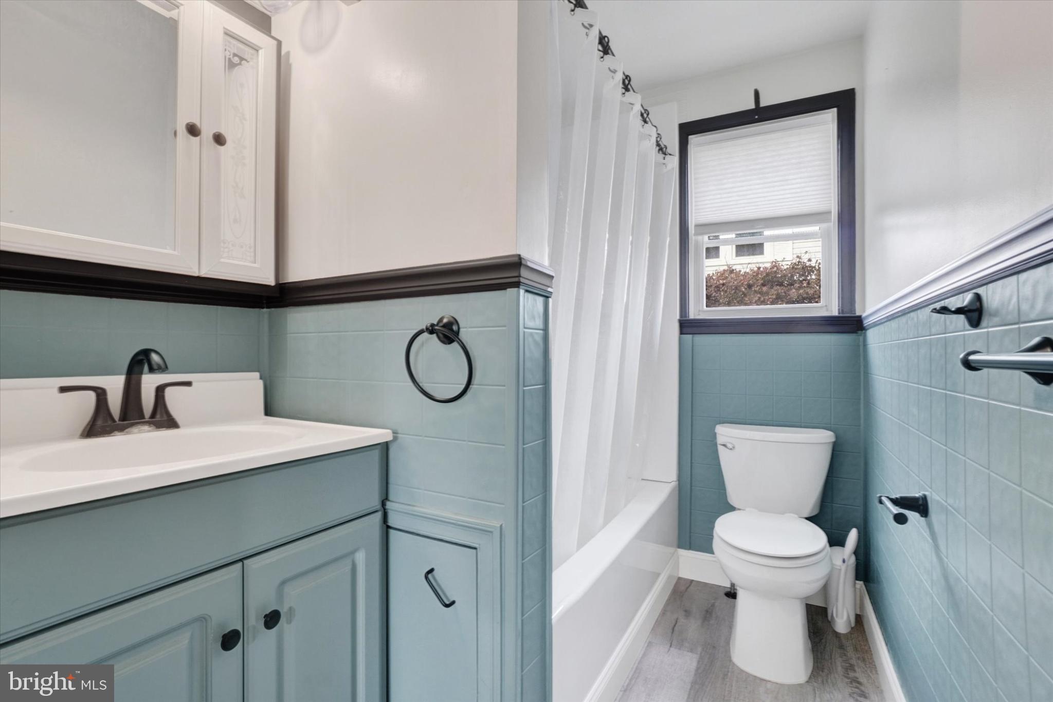 268 North Main Street Manchester, PA 17345 - Photo 17 of 30 Updated full bath