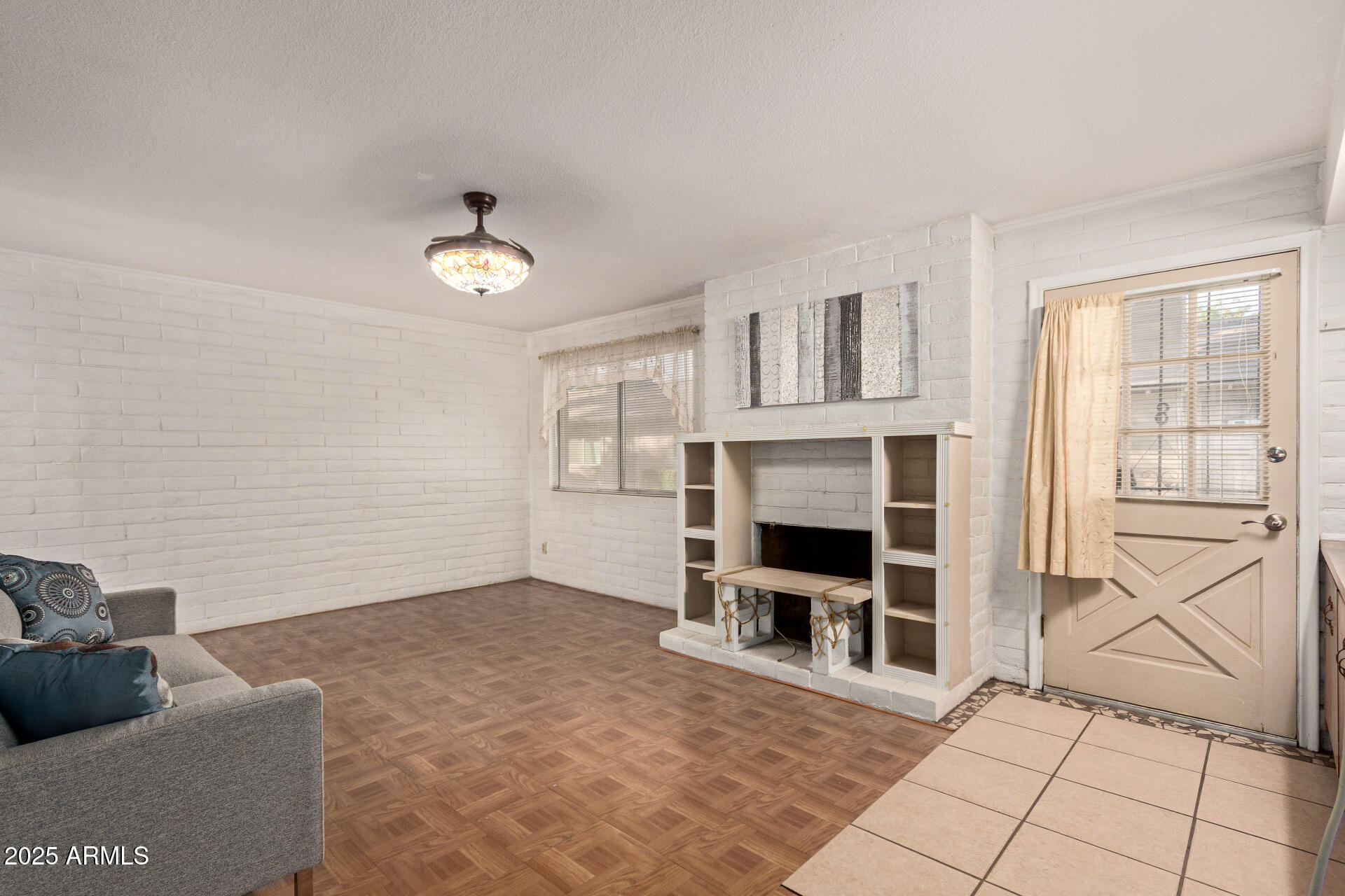 2725 South Rural Road, Unit 8 Tempe, AZ 85282 - Photo 3 of 19 03 - Rural