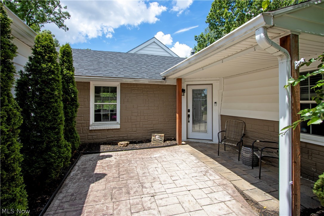 733 Phillips Road Northeast Massillon, OH 44646 - Photo 40 of 46 front courtyard