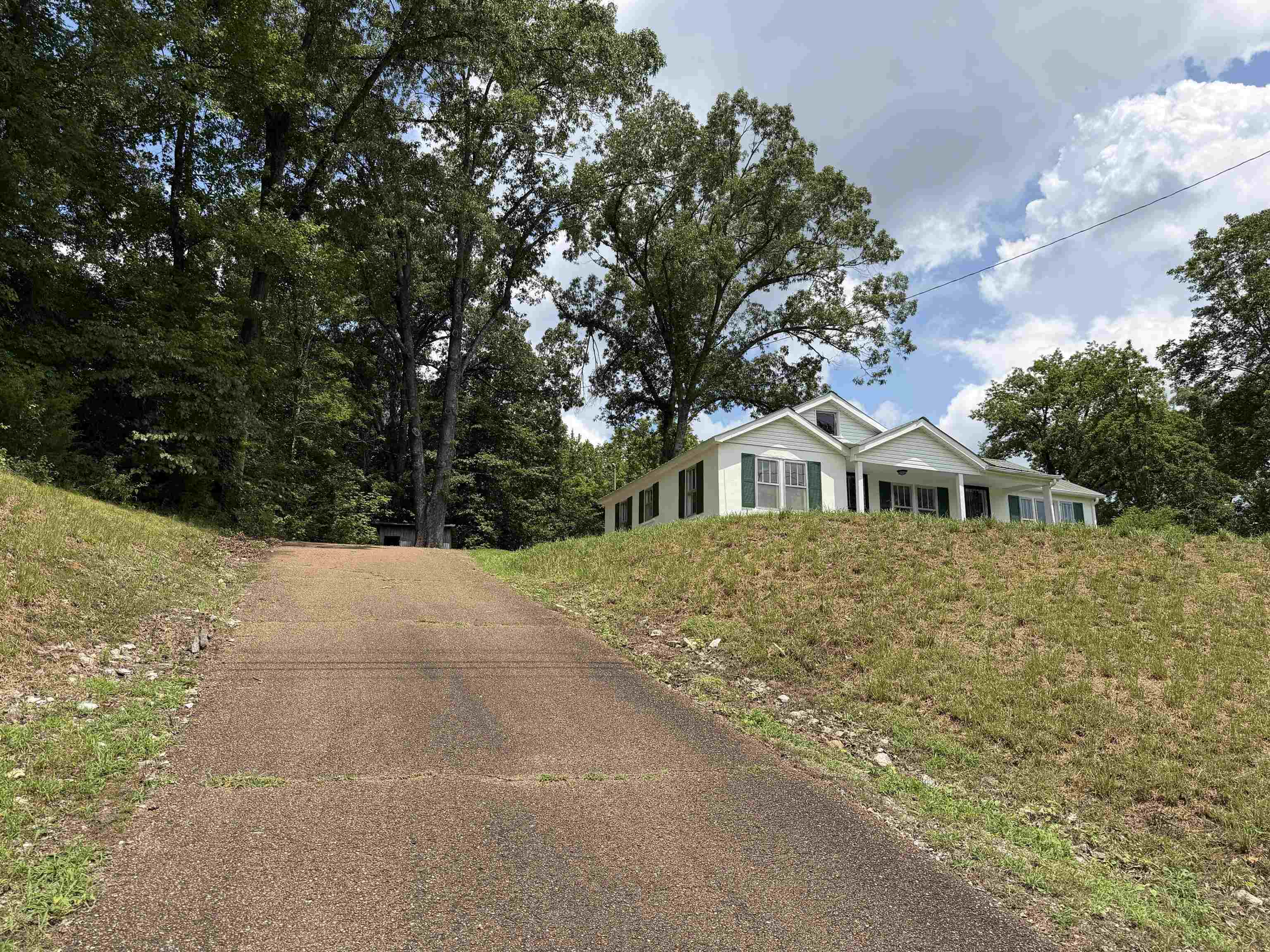 185 Poplar Springs Road Savannah, TN 38372 - Photo 31 of 40