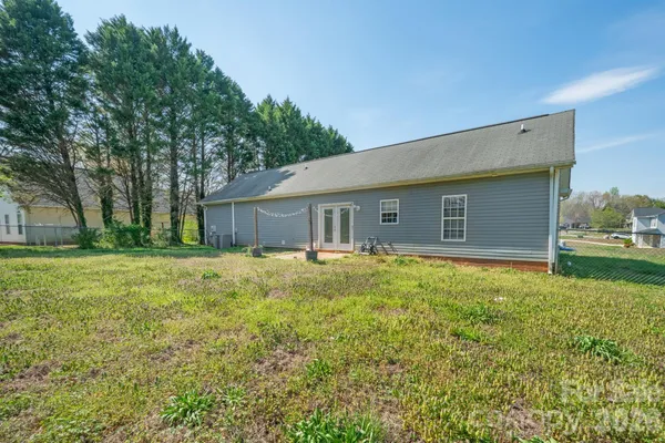 $285,000 | 418 Summer Ridge Drive, Stanley, NC 28164