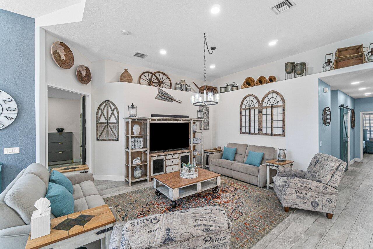 1653 West Classical Boulevard Delray Beach, FL 33445 - Photo 5 of 87 009-1653WestClassicalBoulevard-DelrayBea