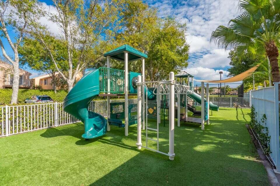 1653 West Classical Boulevard Delray Beach, FL 33445 - Photo 76 of 87 20201217142219182248000000-o