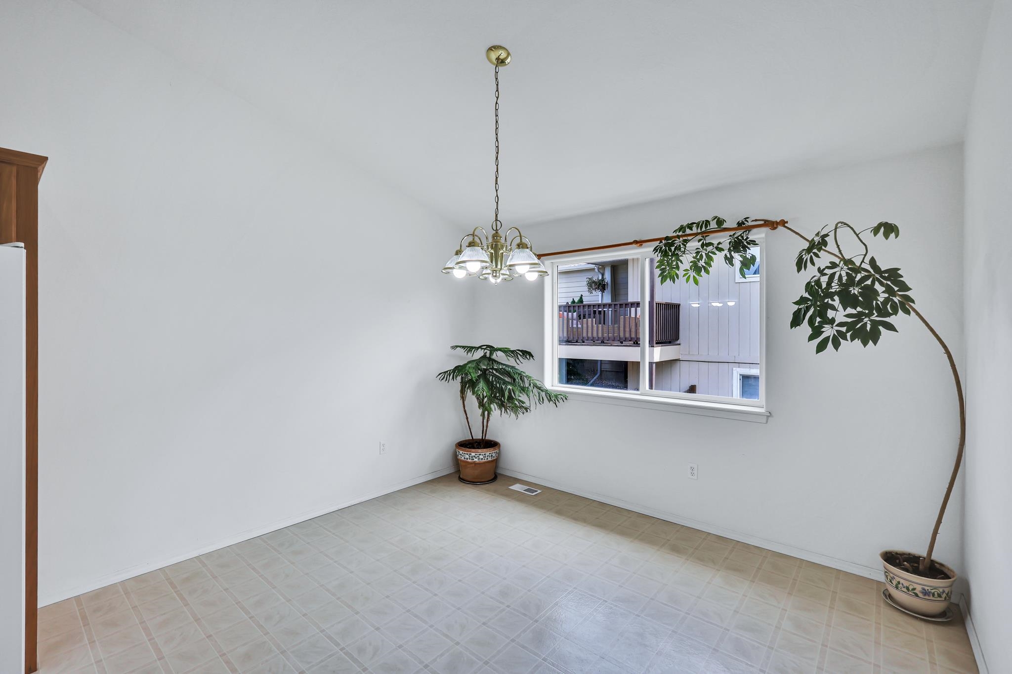 5019 Prosperity Lane Spokane, WA 99208 - Photo 12 of 47