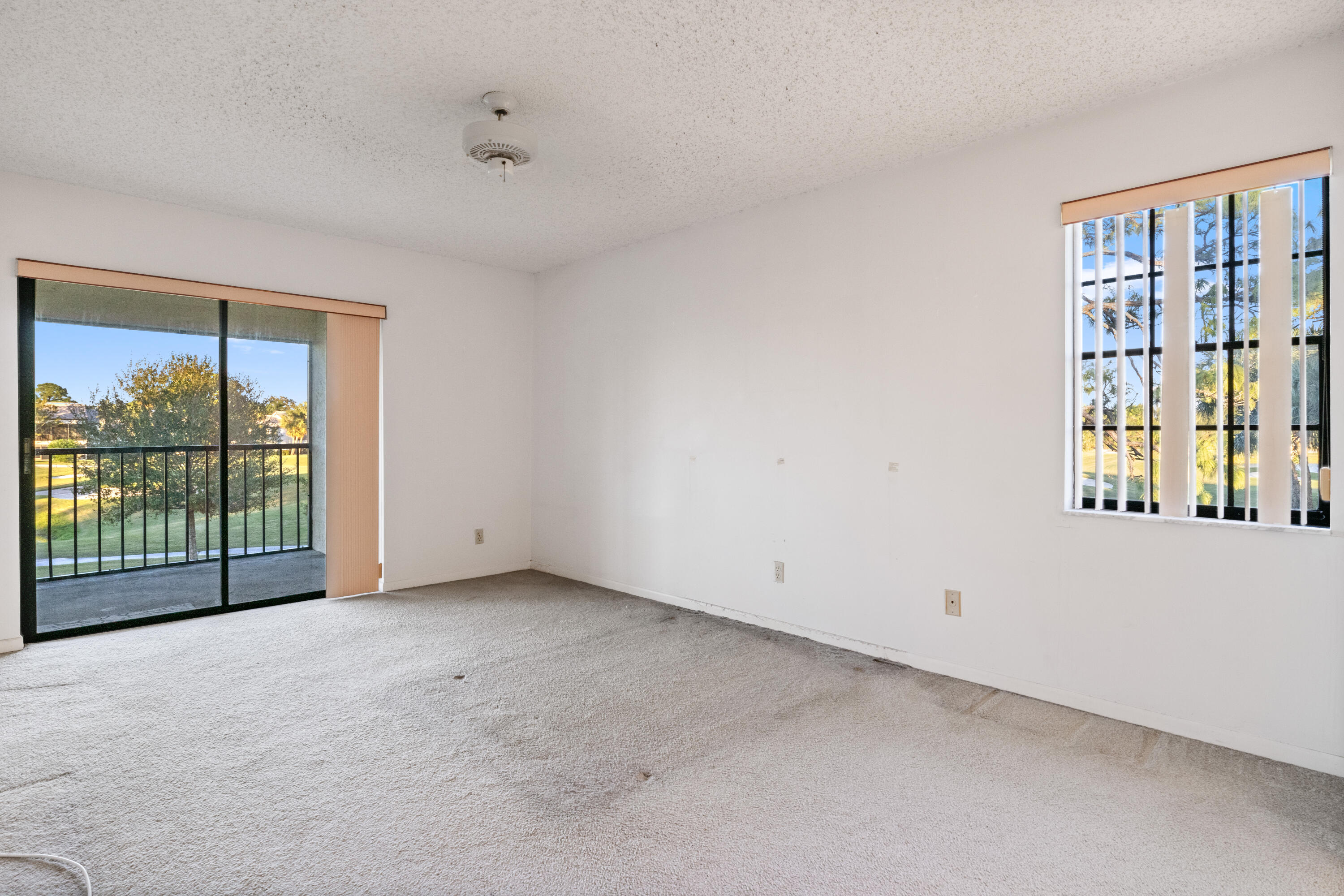 702 Pinecrest Circle, Unit F Jupiter, FL 33458 - Photo 11 of 28 12 Bedroom 01