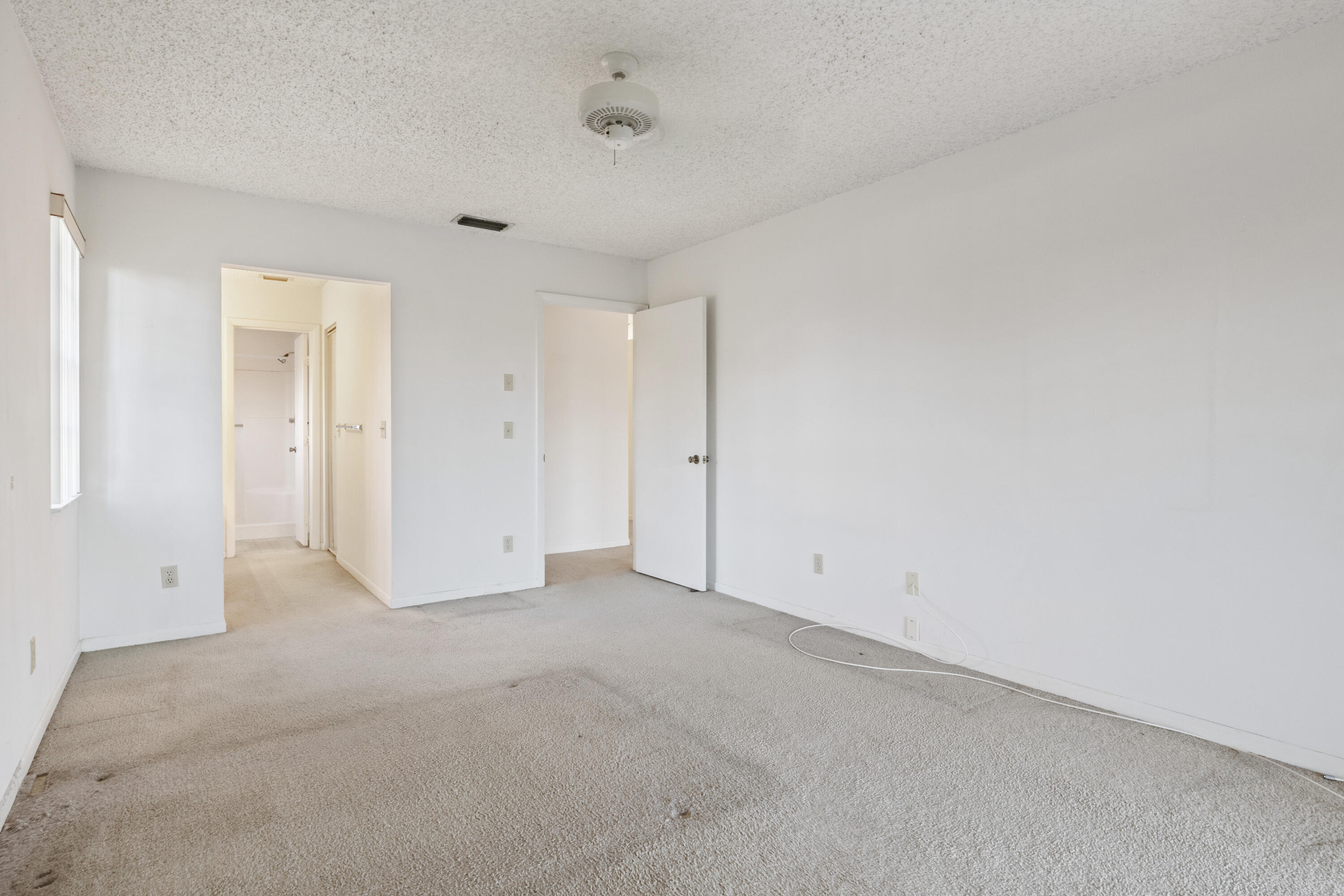 702 Pinecrest Circle, Unit F Jupiter, FL 33458 - Photo 12 of 28 13 Bedroom 02
