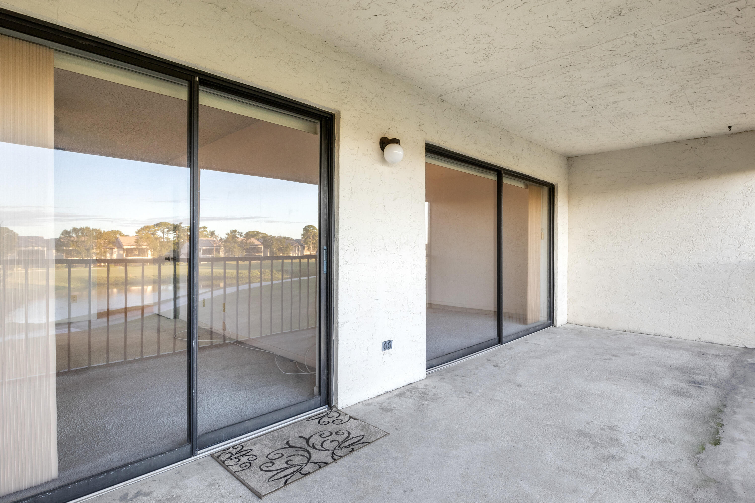 702 Pinecrest Circle, Unit F Jupiter, FL 33458 - Photo 18 of 28 19 balcony 02