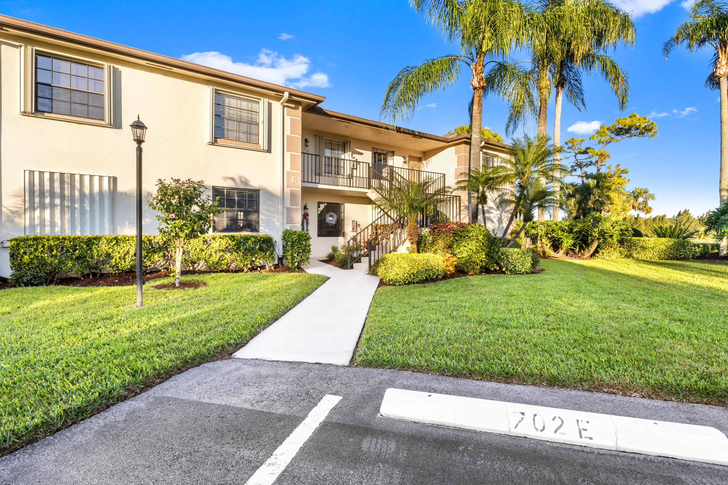 702 Pinecrest Circle, Unit F Jupiter, FL 33458 - Photo 28 of 28 02 Front 02