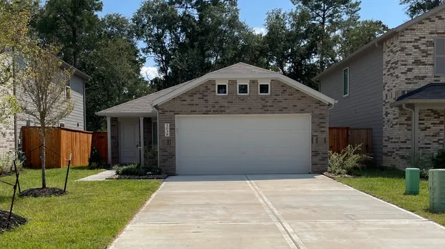 $1,750 | 3038 Mallorca Drive, Conroe, TX 77301