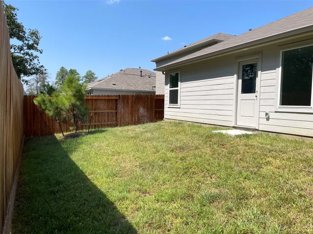 $1,750 | 3038 Mallorca Drive, Conroe, TX 77301