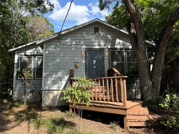 $3,200 | 807 Bouldin Avenue, Austin, TX 78704