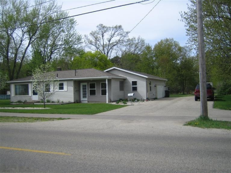 729 Riley Street Holland, MI 49424 - Photo 1 of 18 Primary Photo