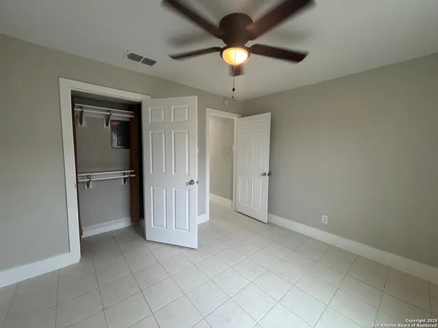 $950 | 1303 Philadelphia Street, Unit 1, Laredo, TX 78041