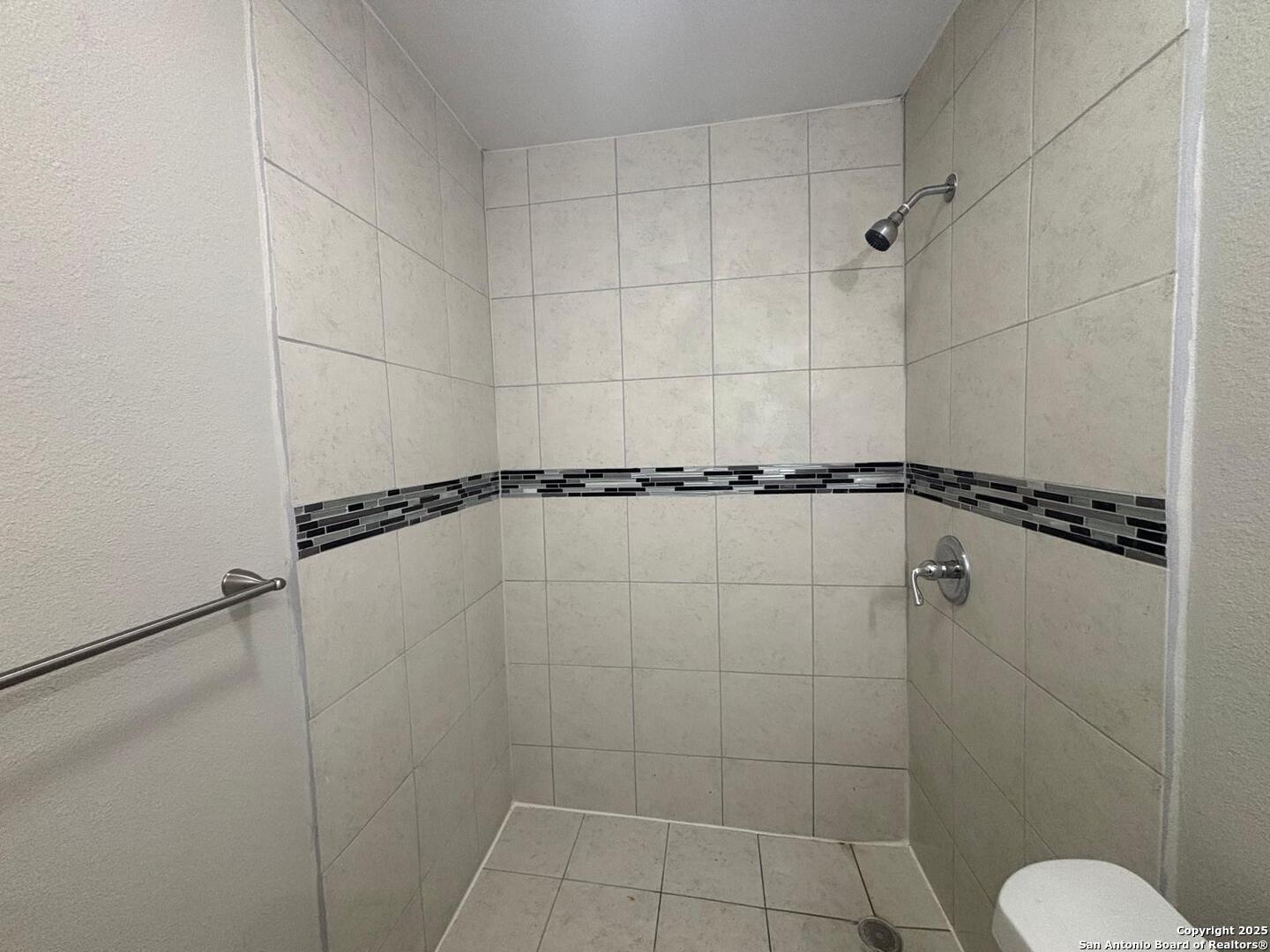 1303 Philadelphia Street, Unit 1 Laredo, TX 78041 - Photo 9 of 16