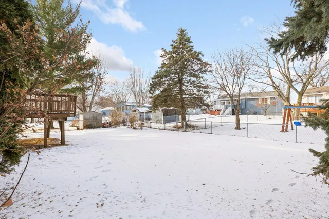 $325,000 | 8357 Jersey Avenue North, Brooklyn Park, MN 55445