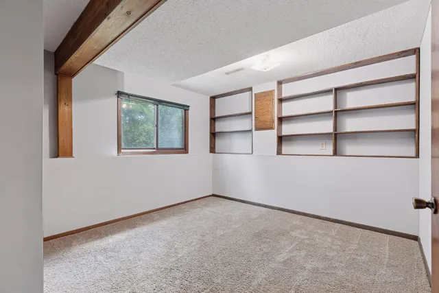 $325,000 | 8357 Jersey Avenue North, Brooklyn Park, MN 55445