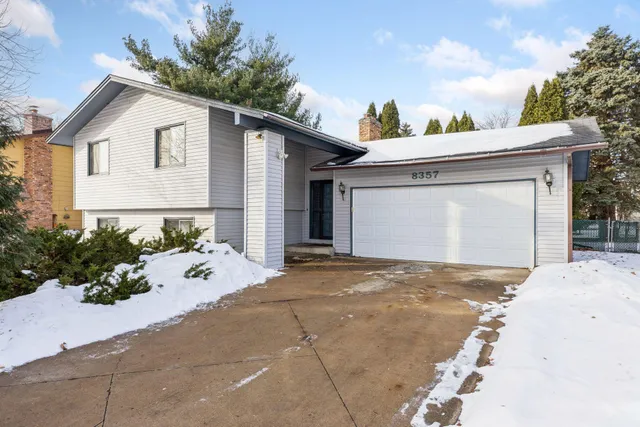 $325,000 | 8357 Jersey Avenue North, Brooklyn Park, MN 55445