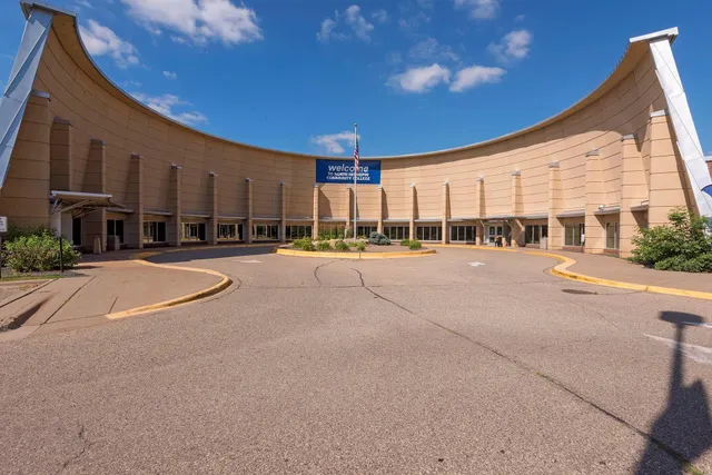 $325,000 | 8357 Jersey Avenue North, Brooklyn Park, MN 55445