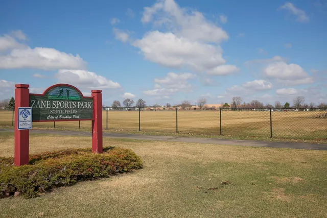 $325,000 | 8357 Jersey Avenue North, Brooklyn Park, MN 55445