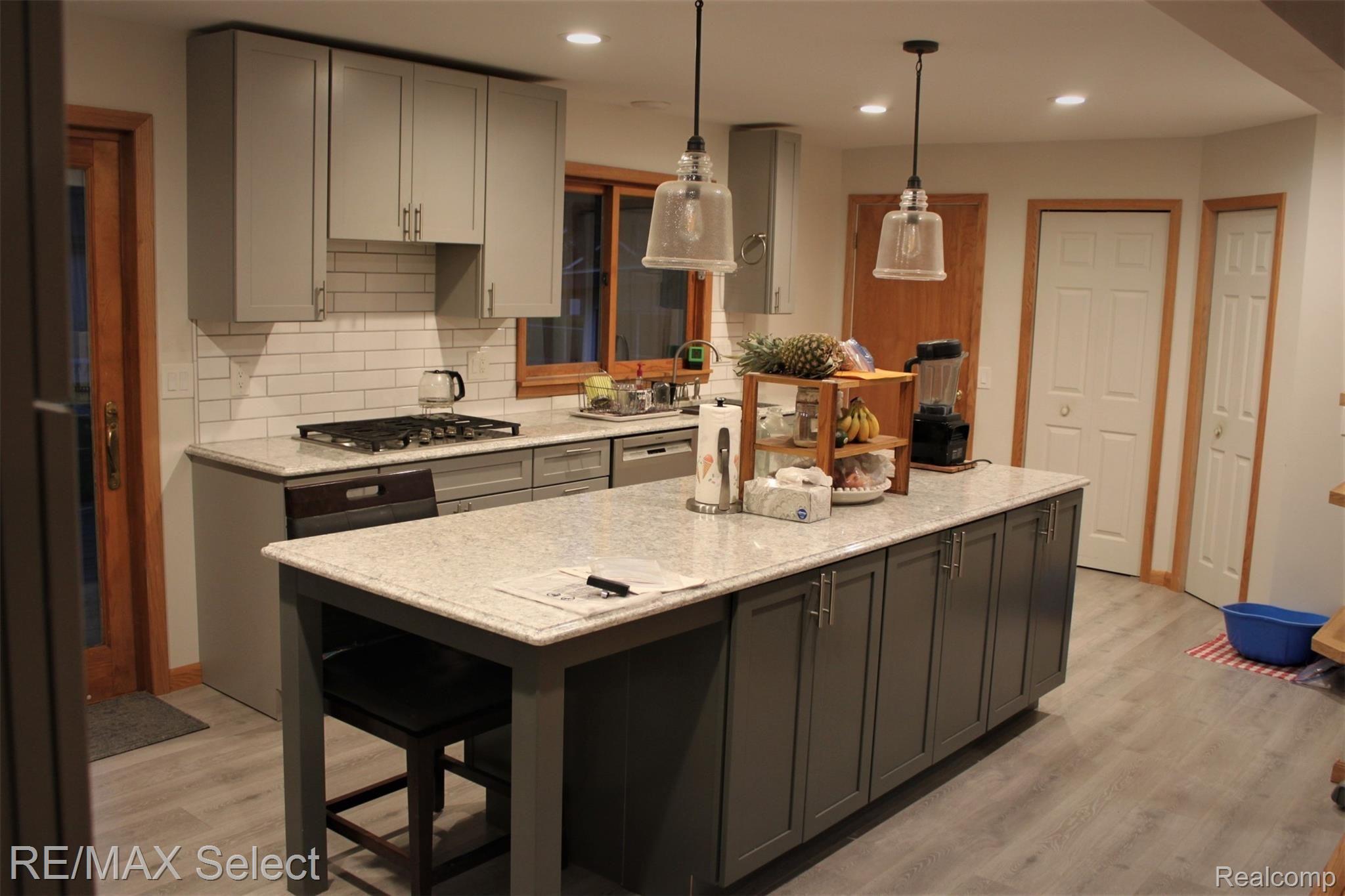 4396 Elms Road Flushing, MI 48433 - Photo 3 of 13 Kitchen South.JPG