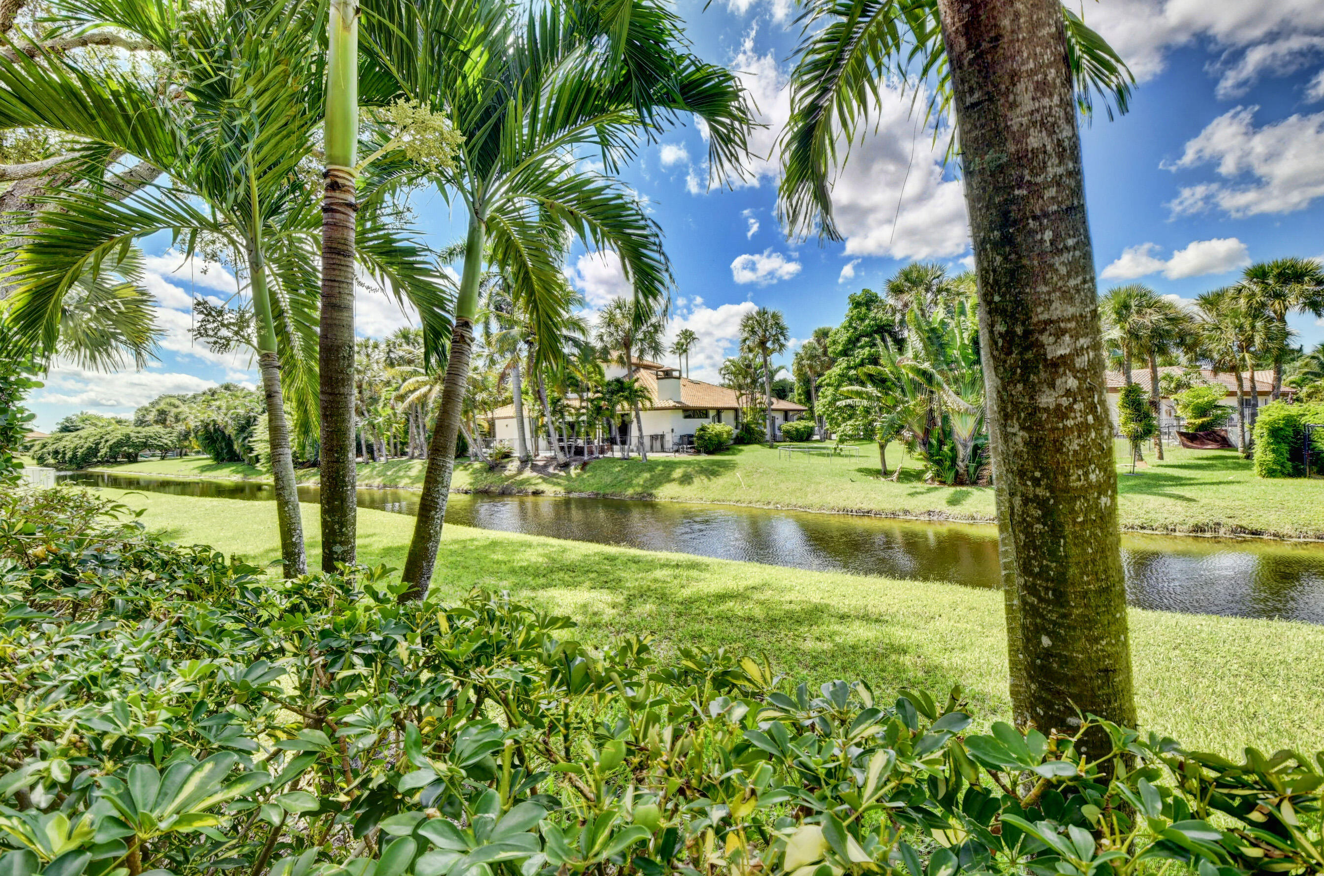1061 Southwest 21st Avenue Boca Raton, FL 33486 - Photo 19 of 71 27_dsc_9231_2_3_4_5