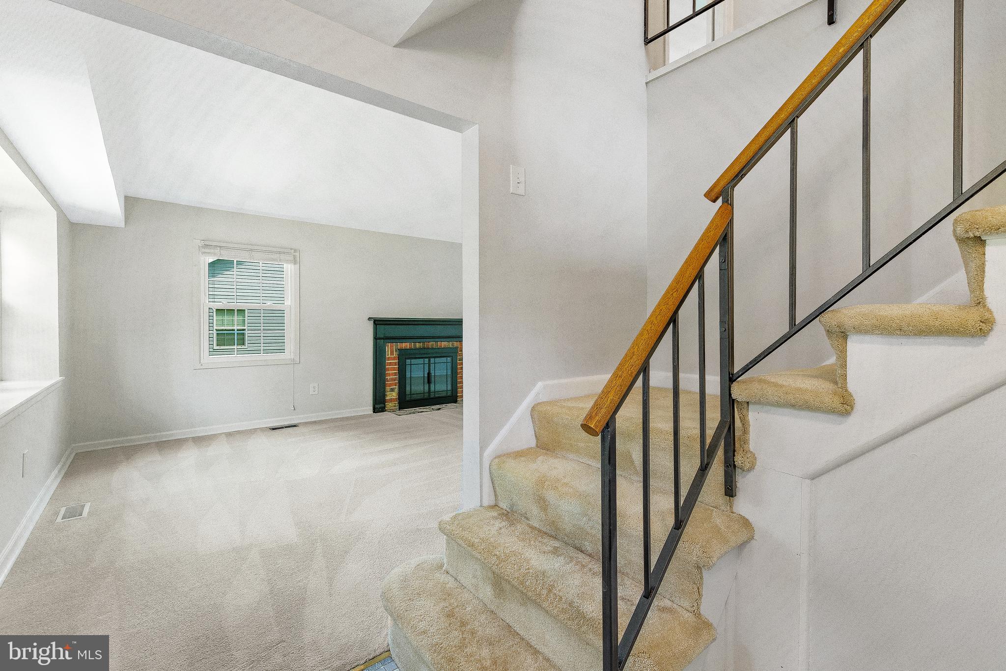 12701 Cedarbrook Lane Laurel, MD 20708 - Photo 5 of 33 Gallery Image 5