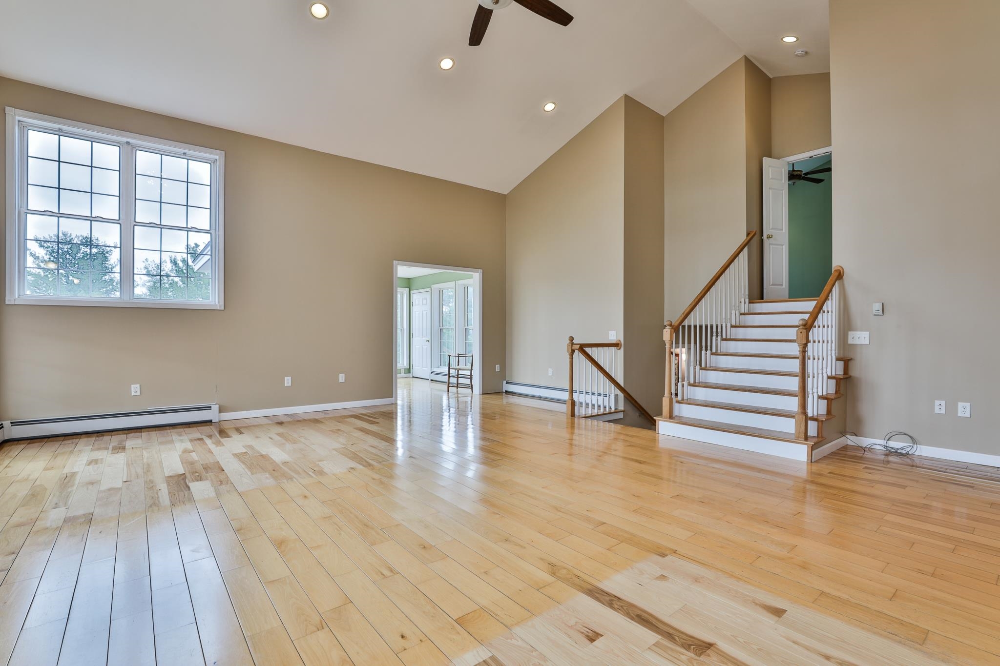 1042 Montalona Road Dunbarton, NH 03046 - Photo 19 of 38