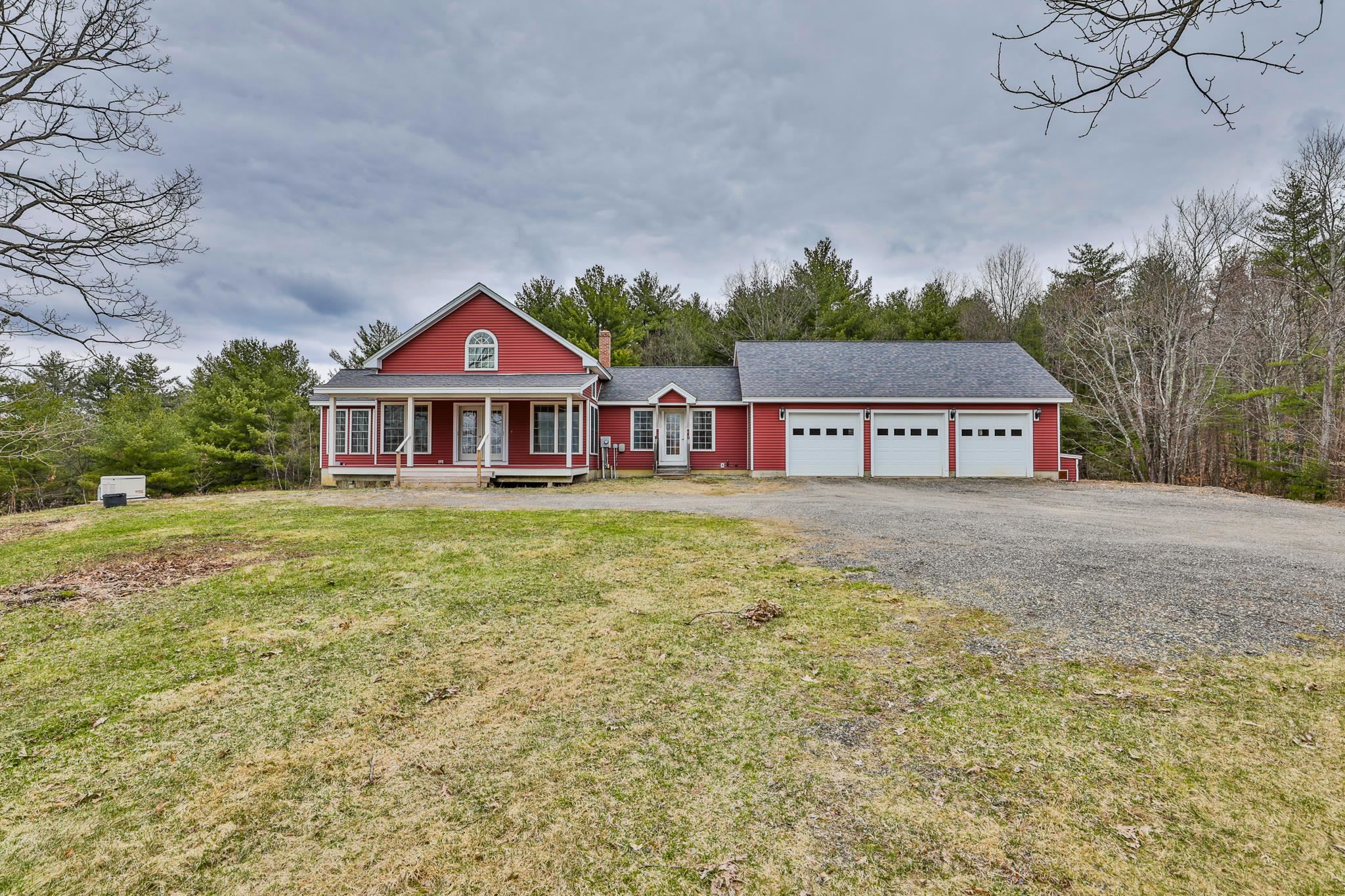1042 Montalona Road Dunbarton, NH 03046 - Photo 2 of 38