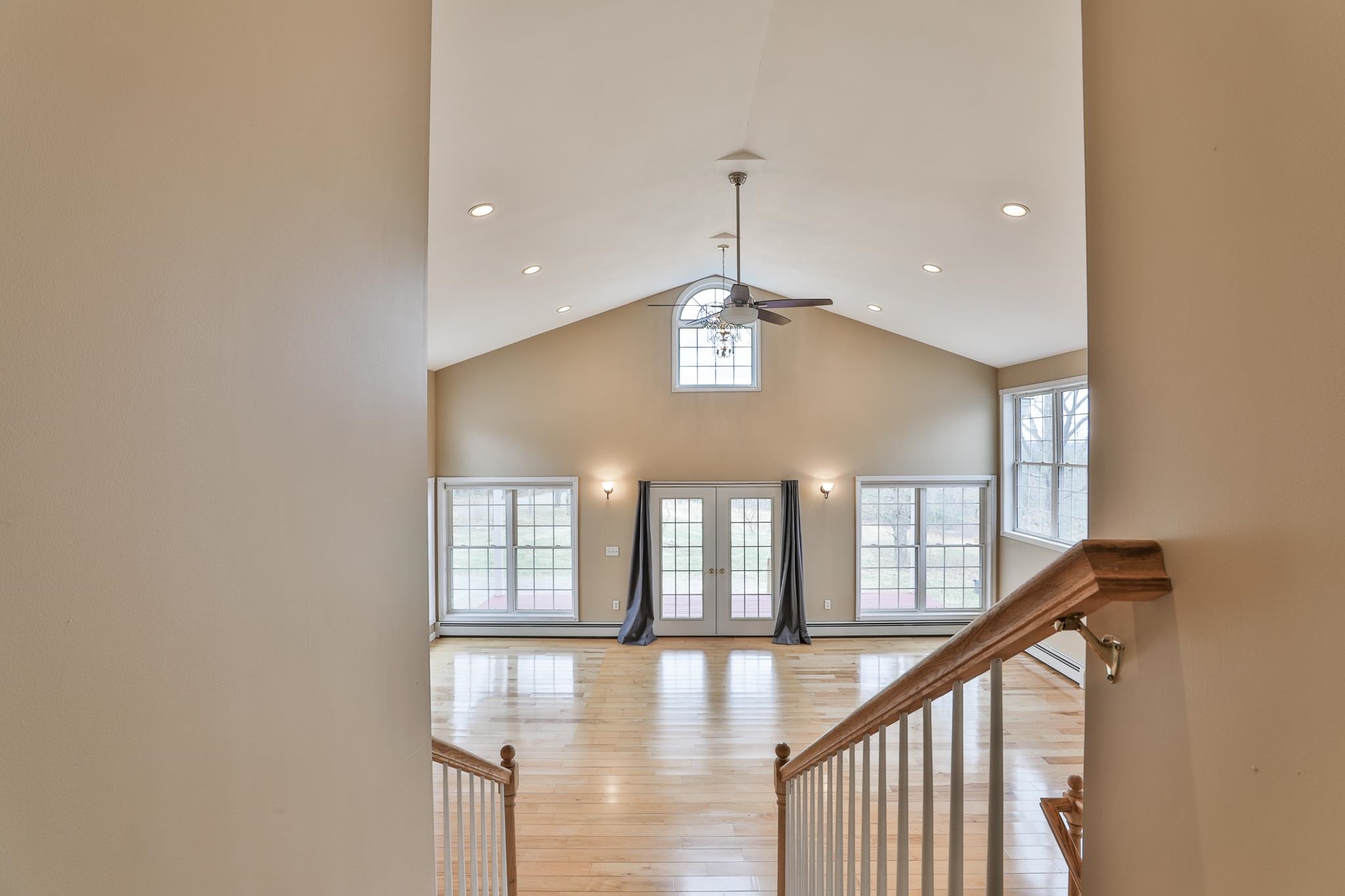1042 Montalona Road Dunbarton, NH 03046 - Photo 27 of 38