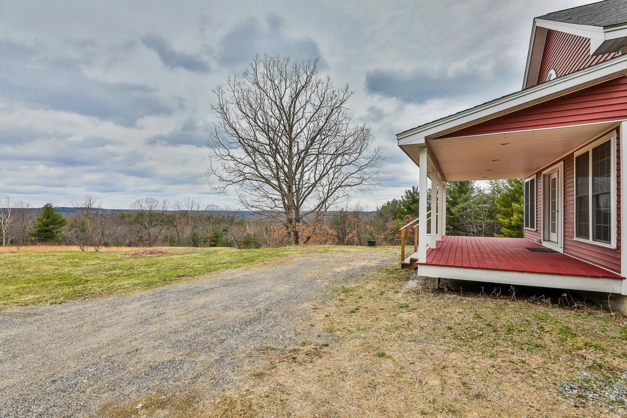 1042 Montalona Road Dunbarton, NH 03046 - Photo 5 of 38