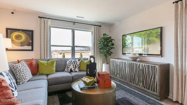 $260,271 | 203 Maddox Drive, Aberdeen, NC 28315