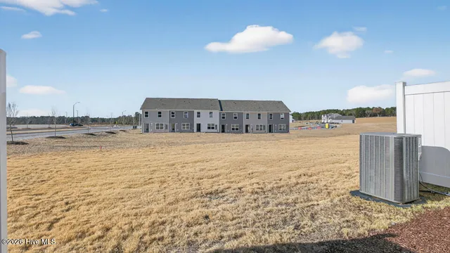 $260,271 | 203 Maddox Drive, Aberdeen, NC 28315