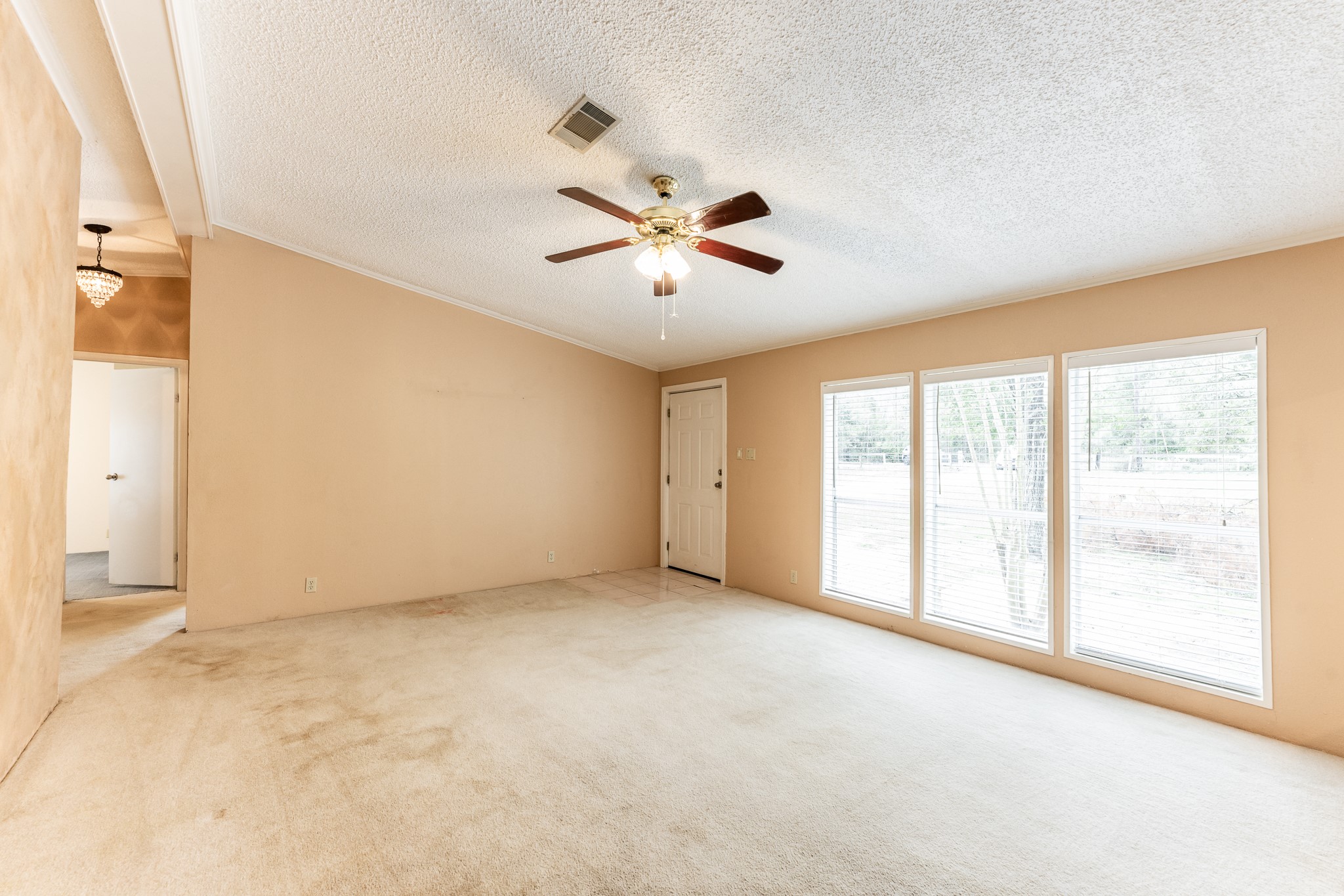290 Townley Ranch Road Huntsville, TX 77320 - Photo 6 of 50