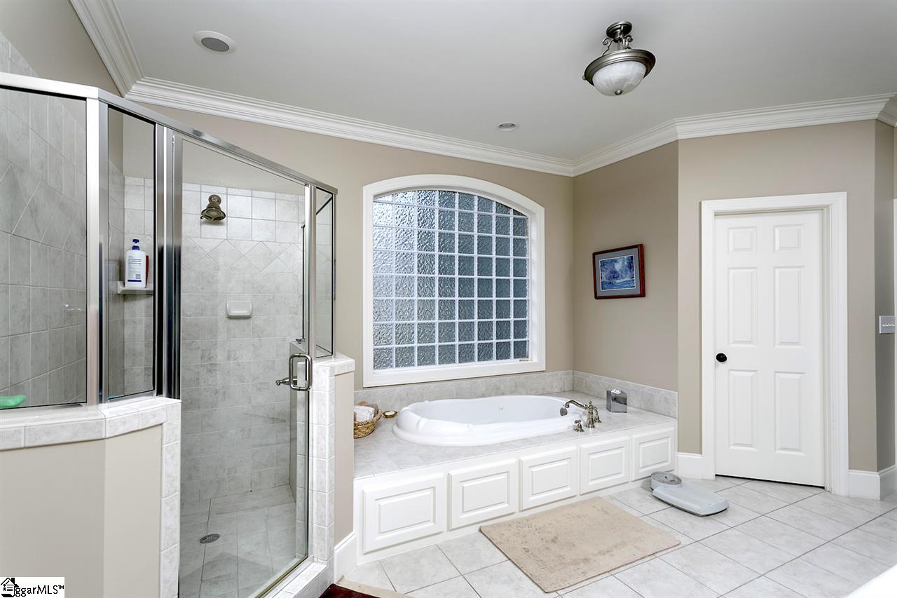 107 Marsh Spring Court Greer, SC 29650 - Photo 26 of 36 Jetted Tub & large Shower