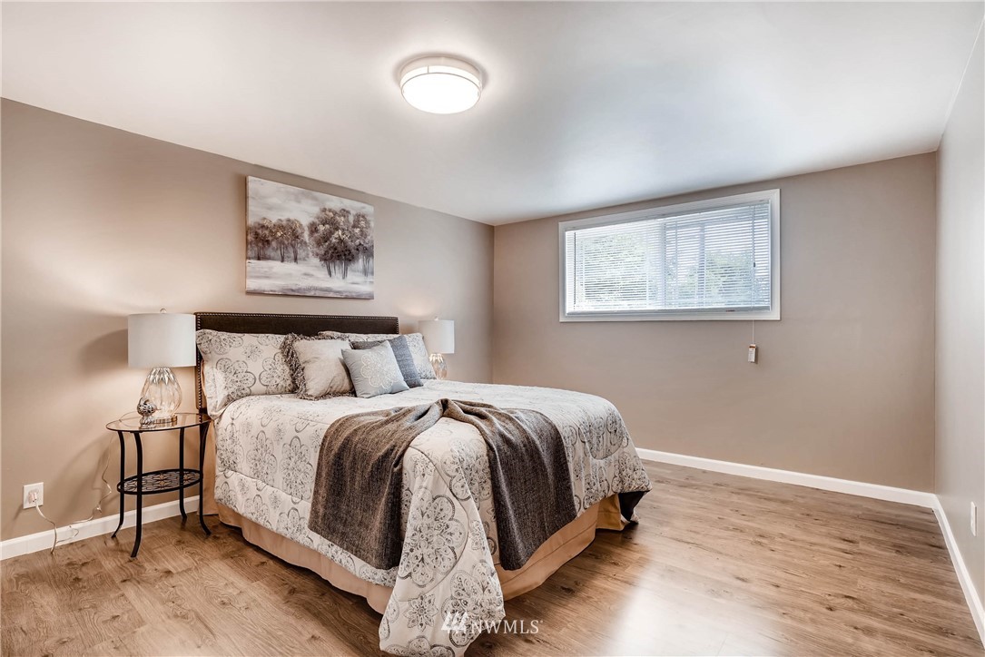 415 216th Street Southwest Bothell, WA 98021 - Photo 10 of 16
