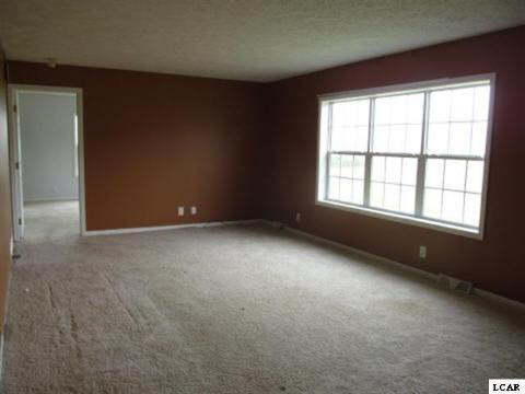 4595 North Somerset Road Addison, MI 49220 - Photo 5 of 15 20363171-4.JPG
