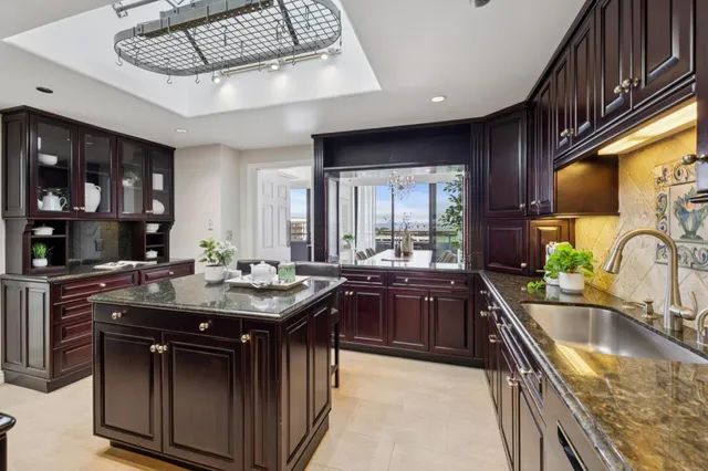 $3,250,000 | 555 Laurel Avenue, Unit 614, San Mateo, CA 94401