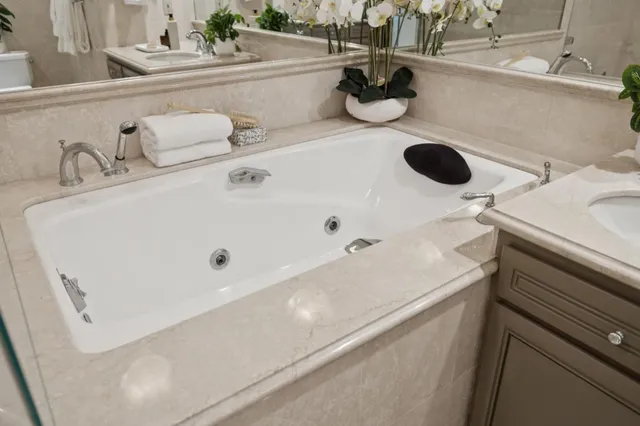 $3,250,000 | 555 Laurel Avenue, Unit 614, San Mateo, CA 94401