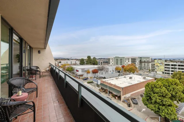 $3,250,000 | 555 Laurel Avenue, Unit 614, San Mateo, CA 94401