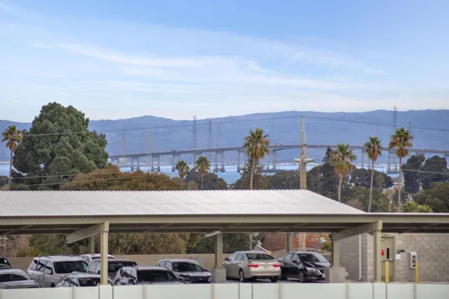 $3,250,000 | 555 Laurel Avenue, Unit 614, San Mateo, CA 94401