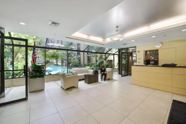 $3,250,000 | 555 Laurel Avenue, Unit 614, San Mateo, CA 94401