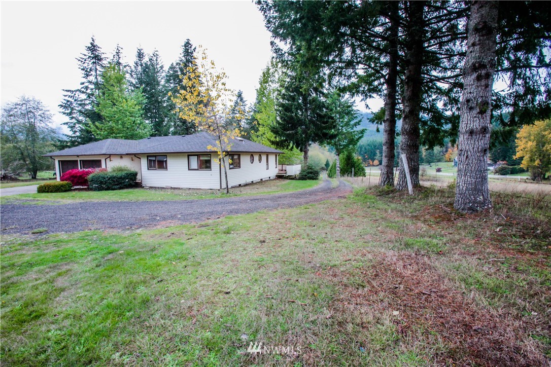 948 Wilson Road Northwest Olympia, WA 98502 - Photo 15 of 21 Gallery Image 15