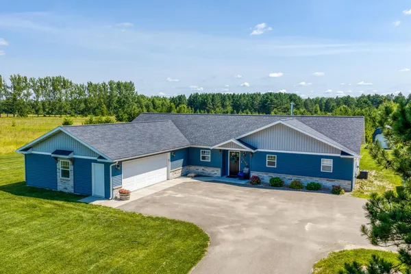 $414,900 | 13098 Nature Road Northwest, Bemidji, MN 56601