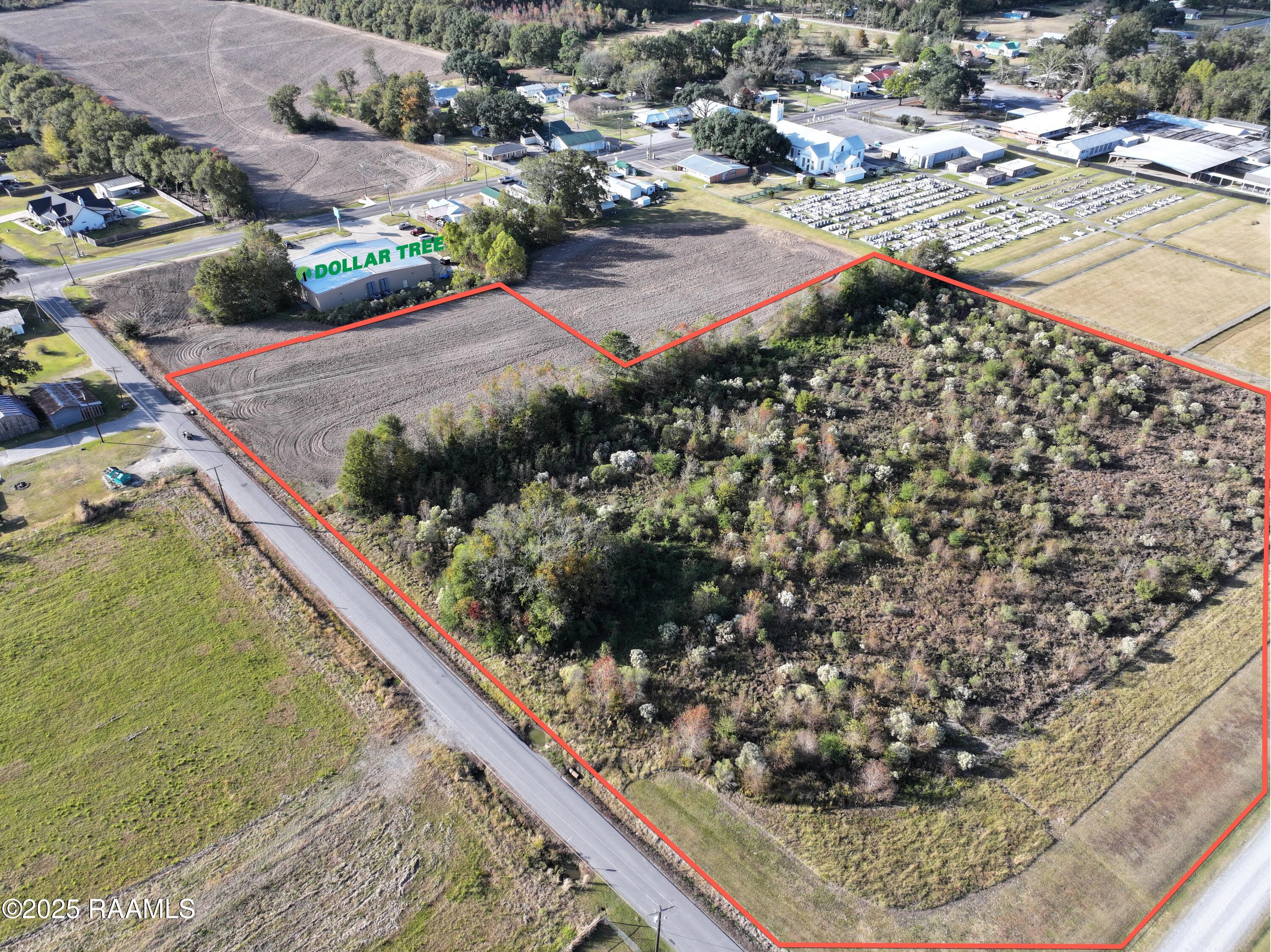 112 Credeur Rd, Cankton, LA 70584