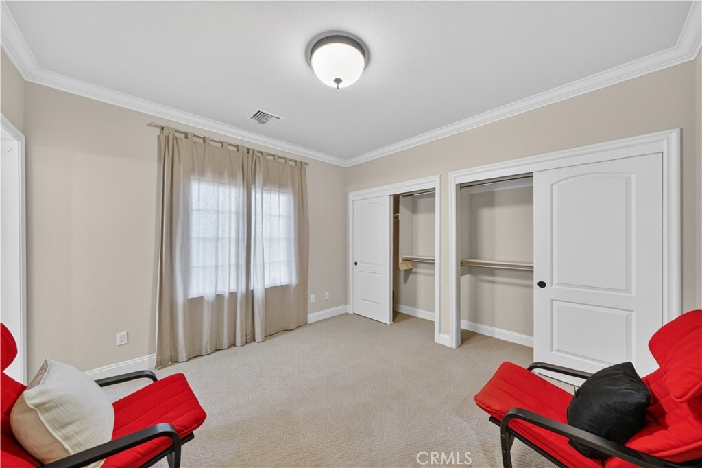 2454 Oswego Street, Unit 301 Pasadena, CA 91107 - Photo 40 of 59 a livingroom with furniture and a rug