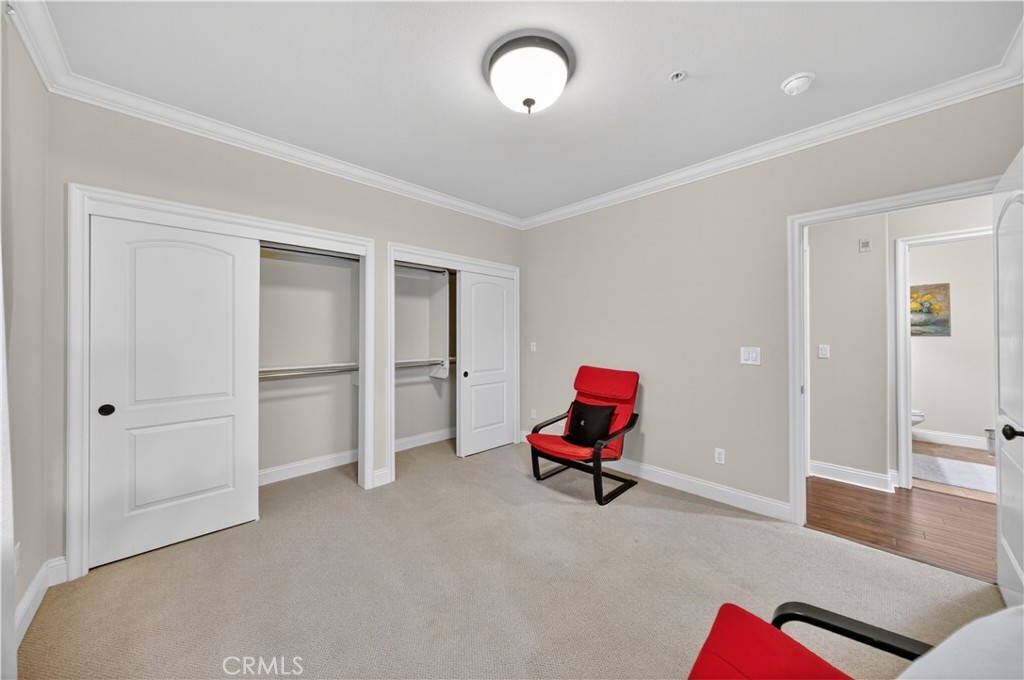 2454 Oswego Street, Unit 301 Pasadena, CA 91107 - Photo 41 of 59 a living room with furniture