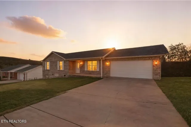 $278,500 | 259 Altina Circle, New Tazewell, TN 37825