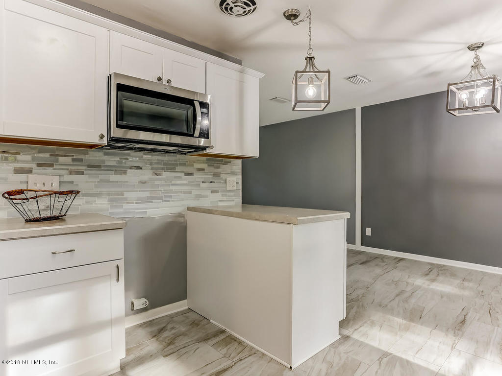 2126 Fouraker Road Jacksonville, FL 32210 - Photo 19 of 38 Kitchen