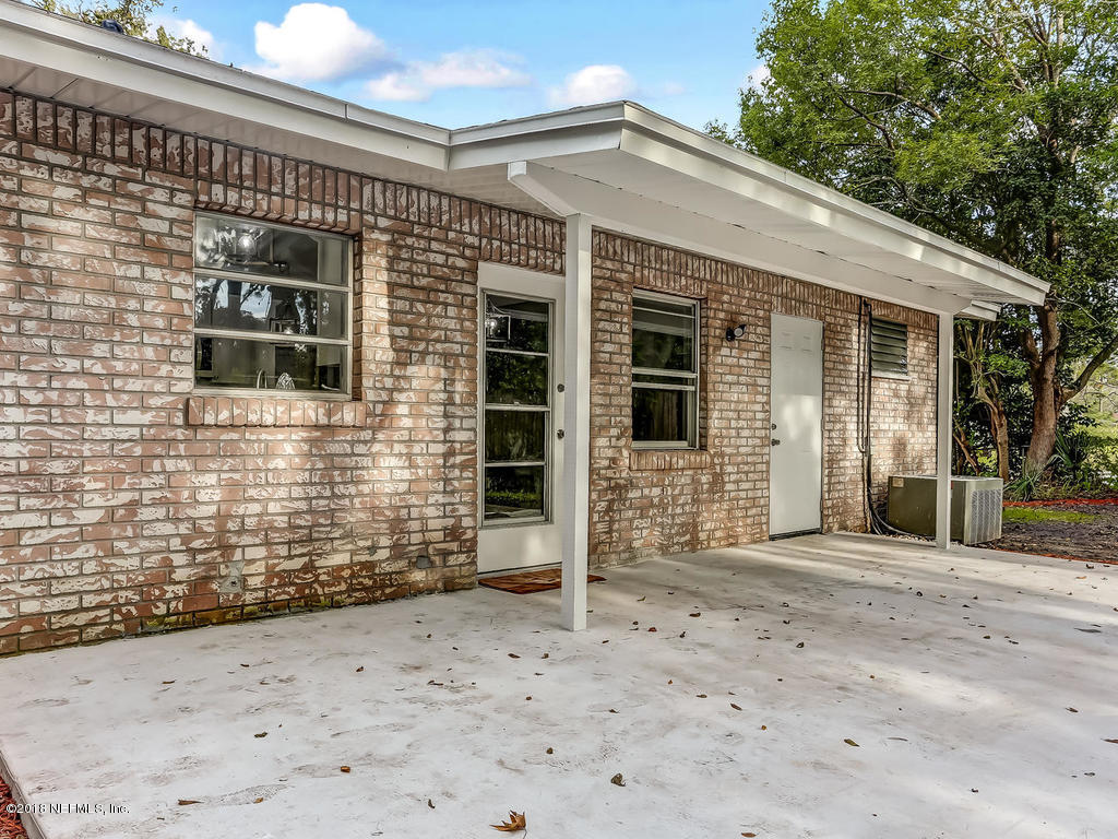 2126 Fouraker Road Jacksonville, FL 32210 - Photo 33 of 38 Back Porch